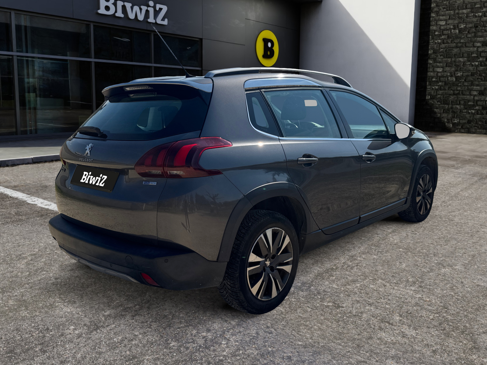 Peugeot 2008 4