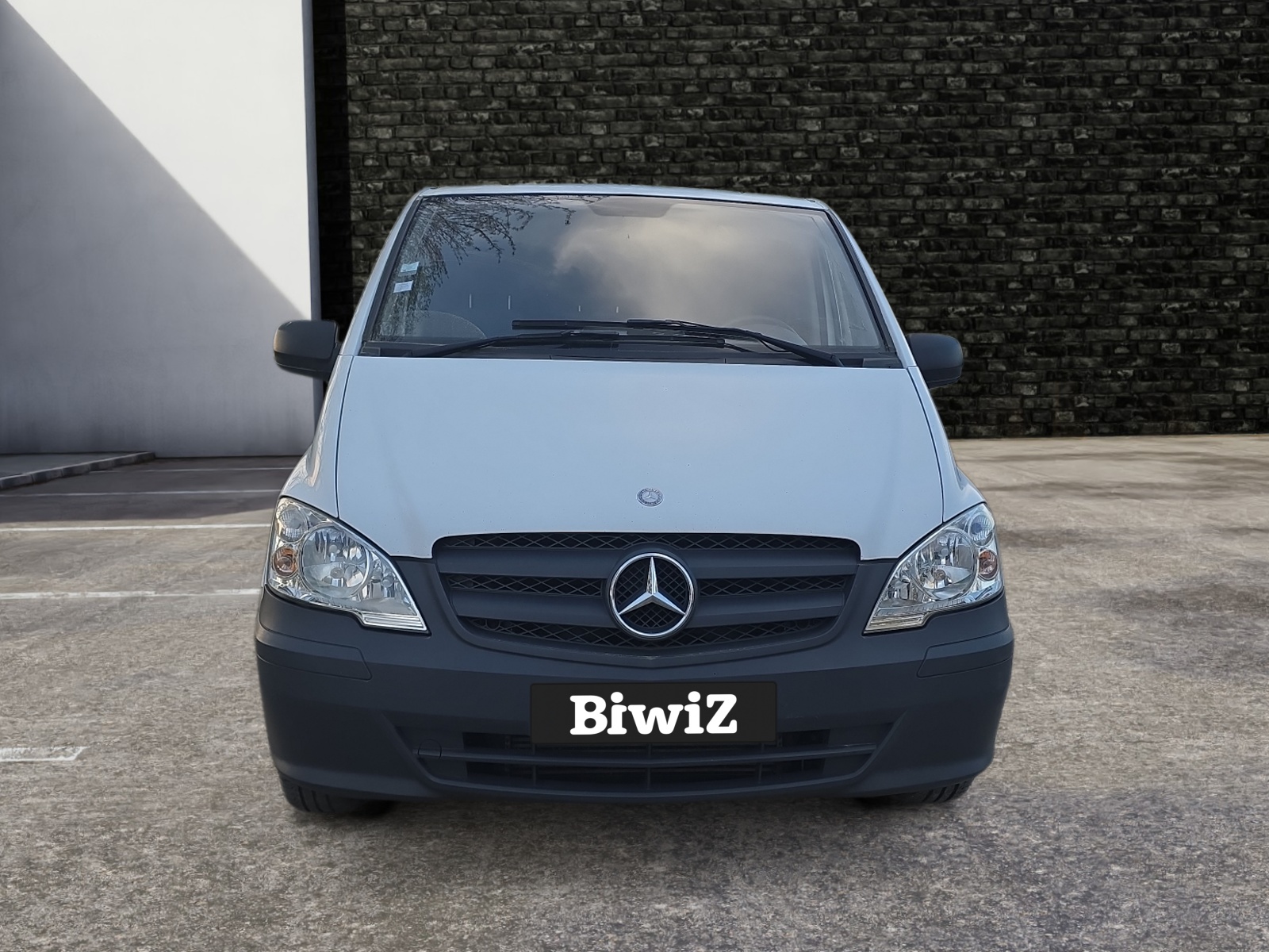 Mercedes-Benz Vito Vu 7