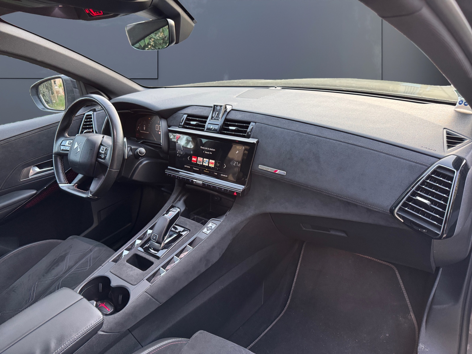 Ds Automobiles Ds 7 12