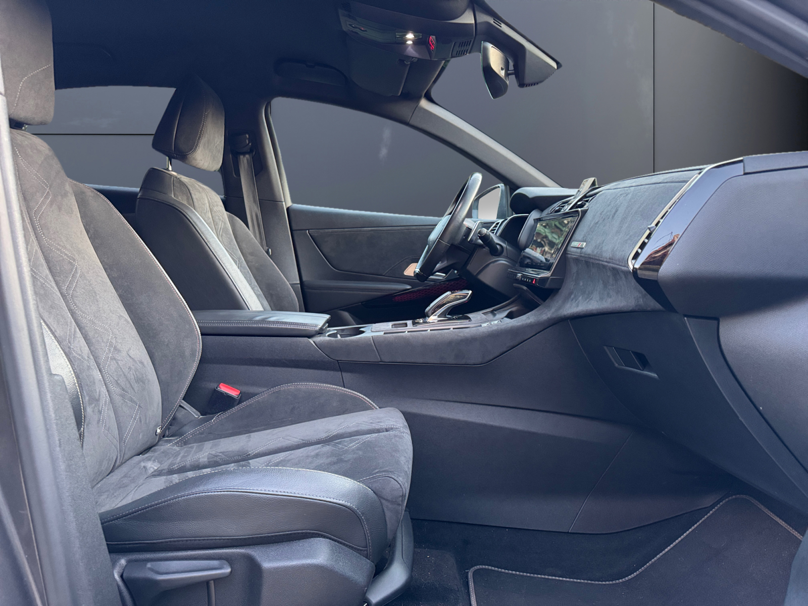 Ds Automobiles Ds 7 13