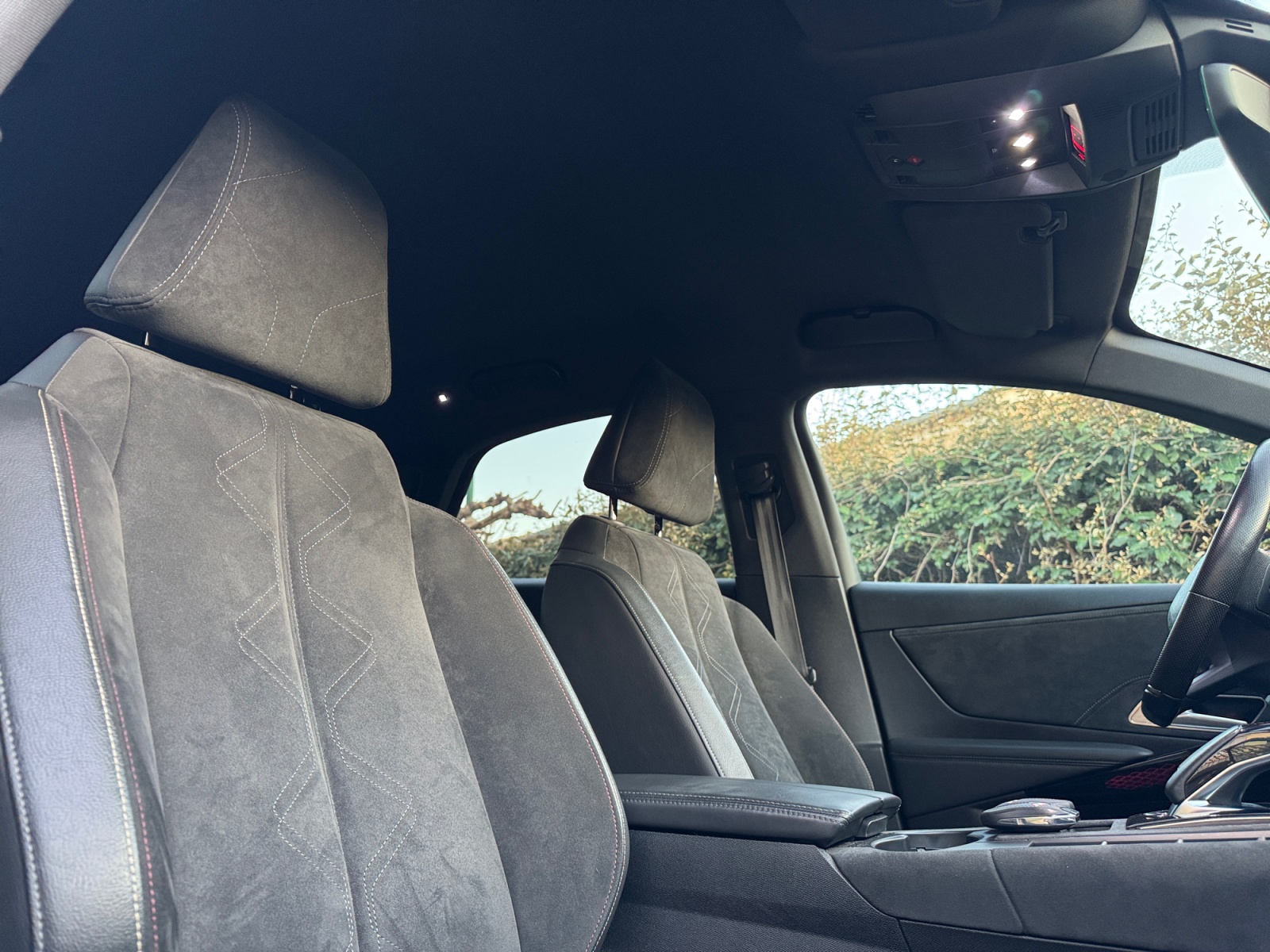 Ds Automobiles Ds 7 24