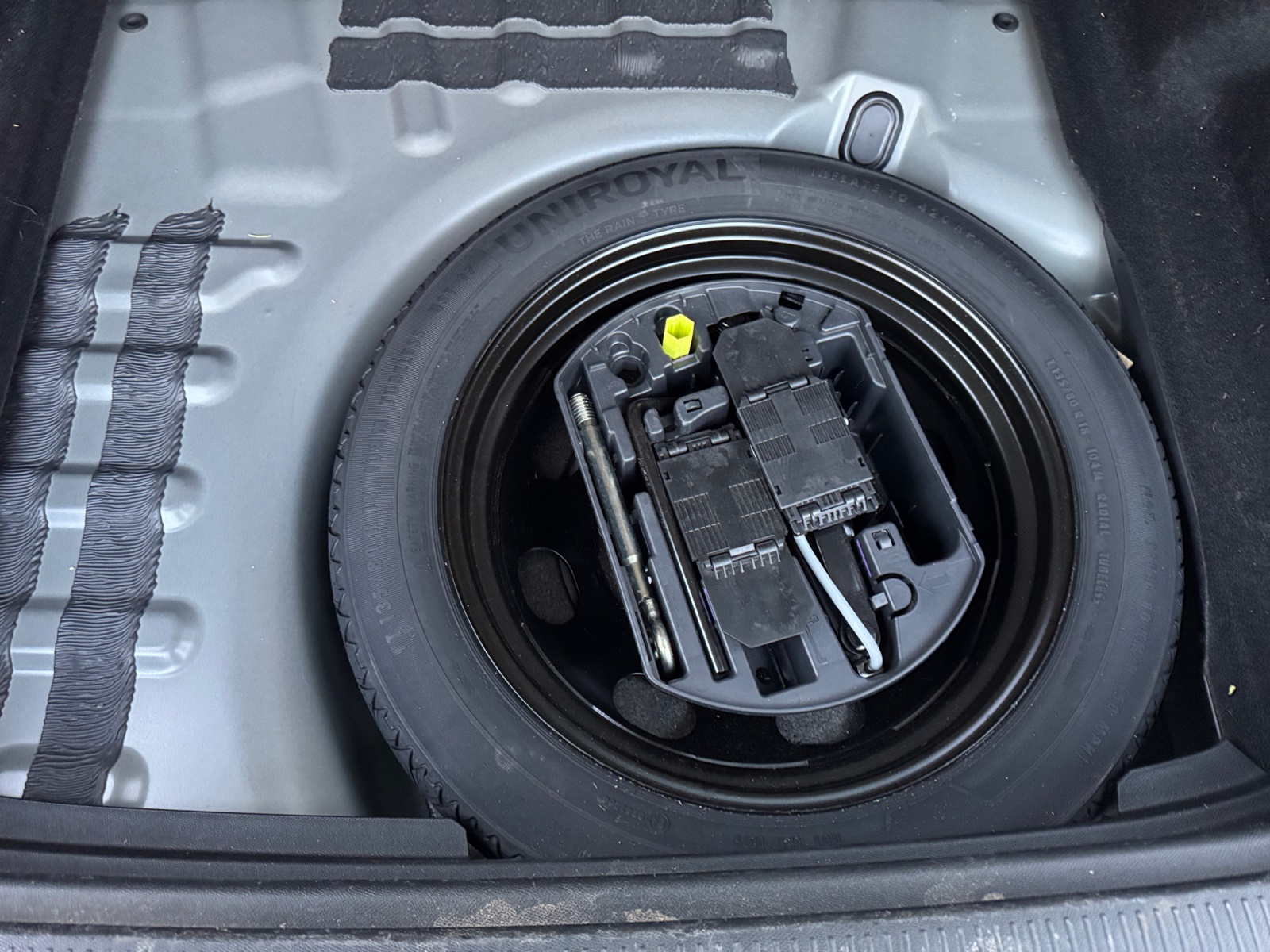 Ds Automobiles Ds 7 36