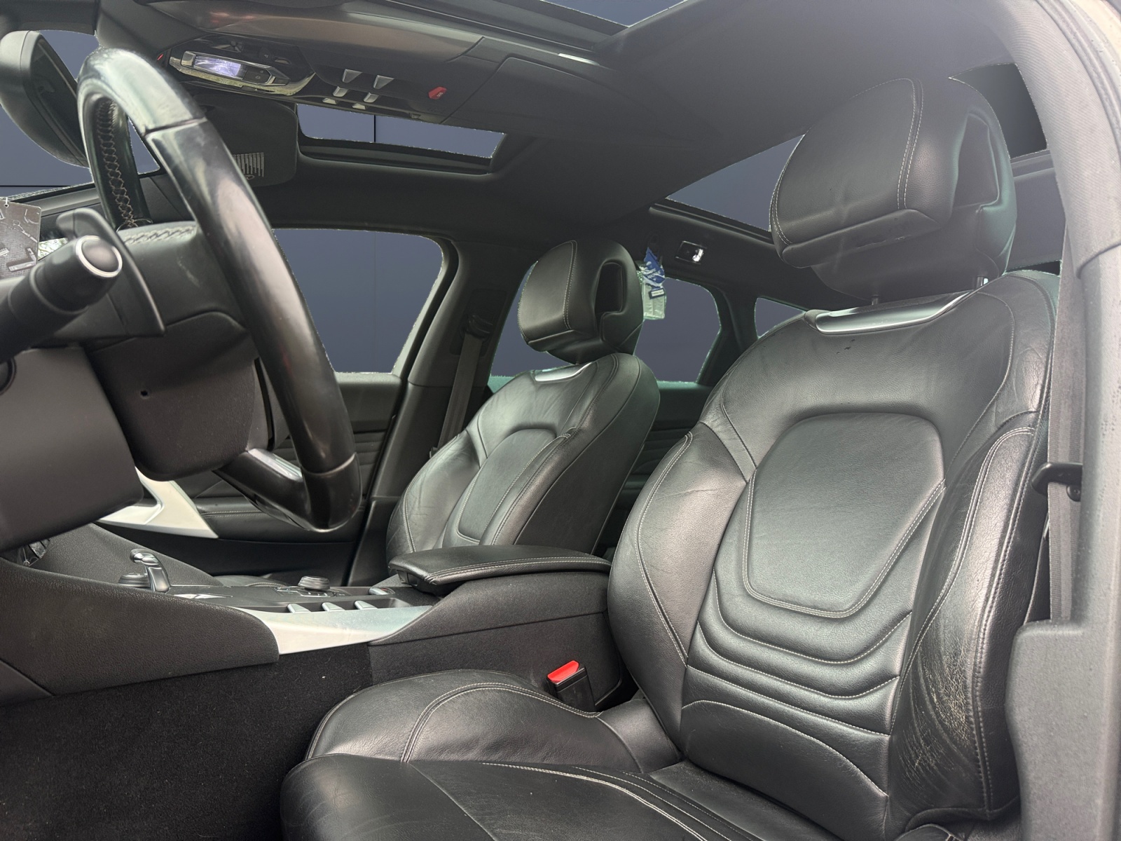 Ds Automobiles Ds 5 9