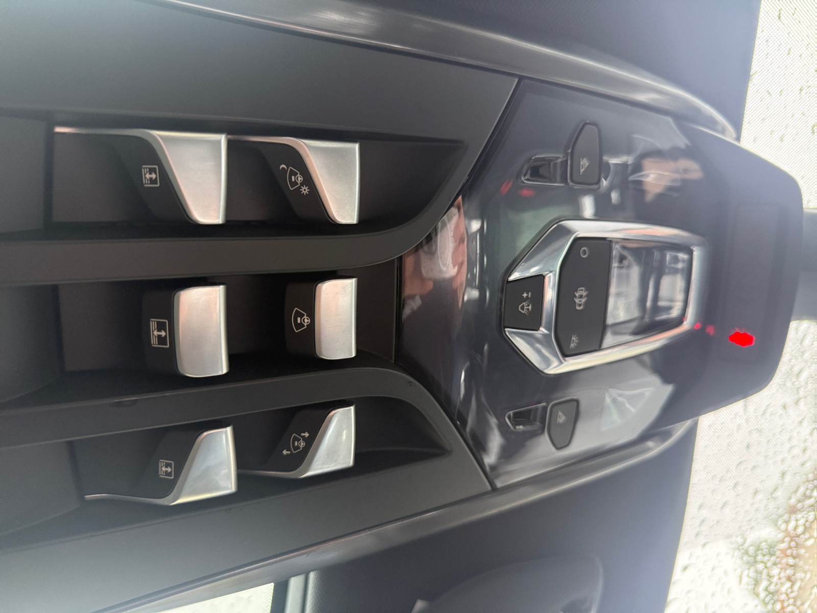 Ds Automobiles Ds 5 20