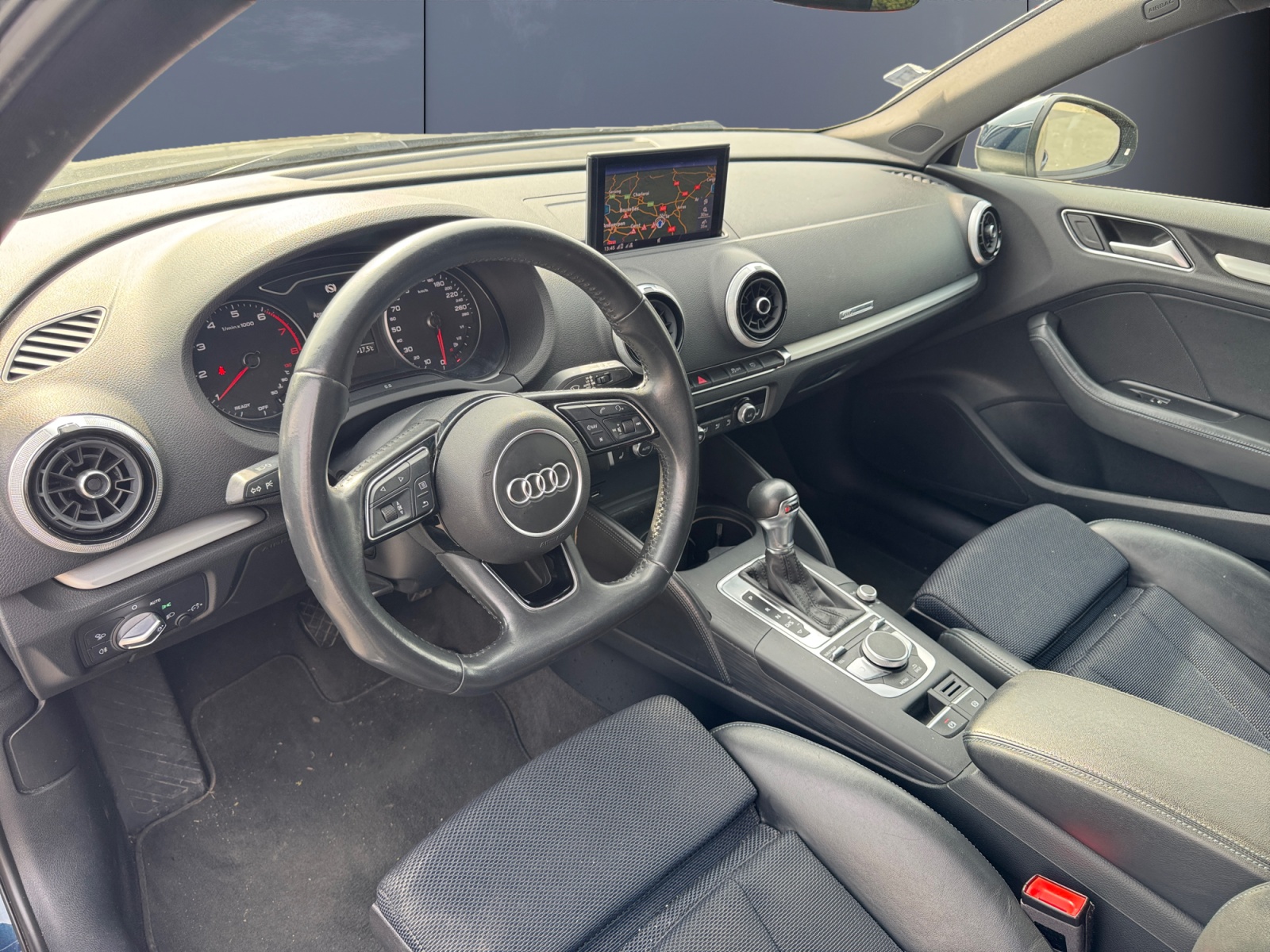 Audi A3 8