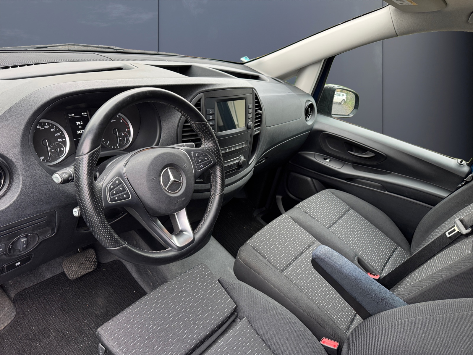 Mercedes-Benz Vito Vu 8