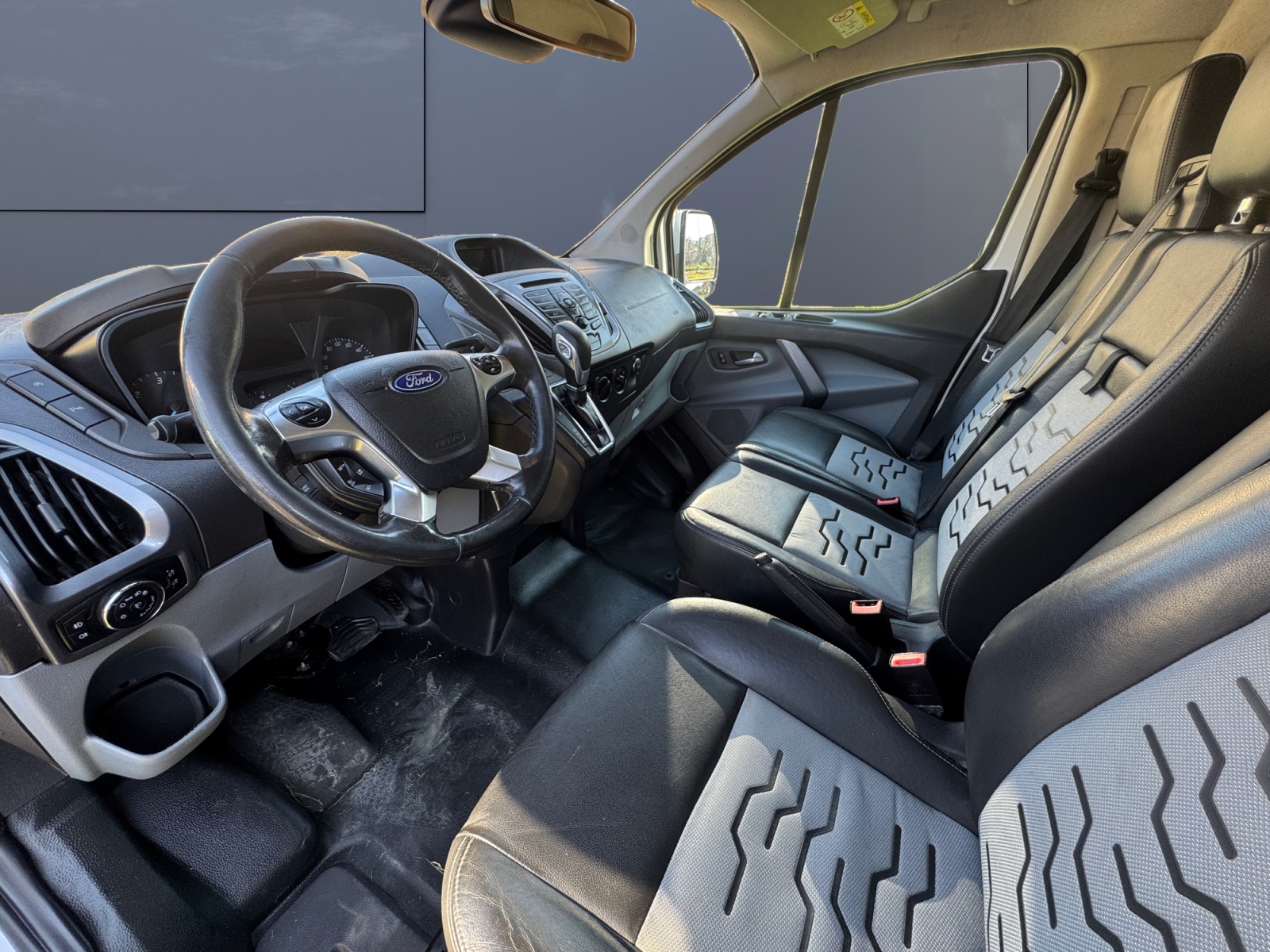 Ford Transit Custom Vu 8