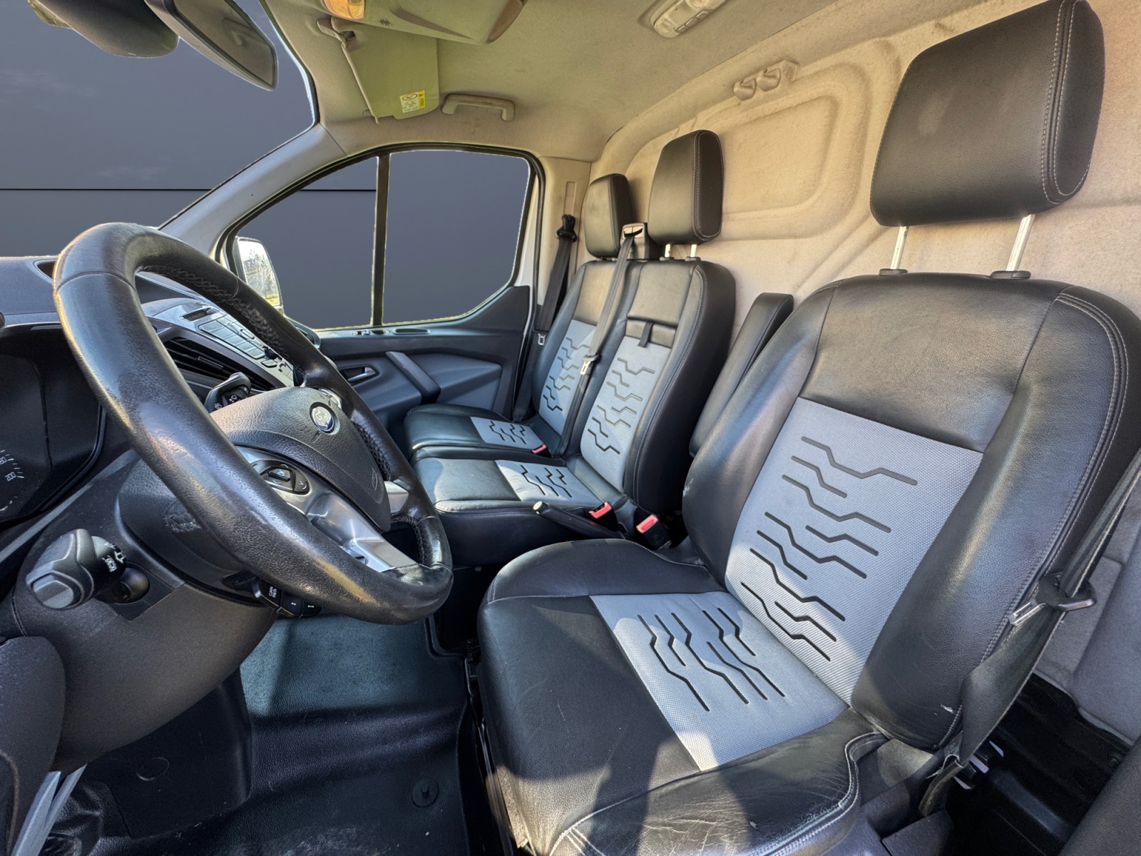 Ford Transit Custom Vu 9