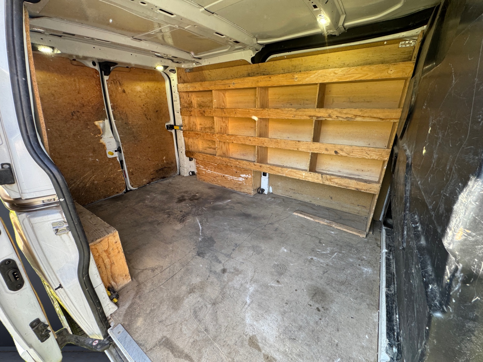 Ford Transit Custom Vu 11