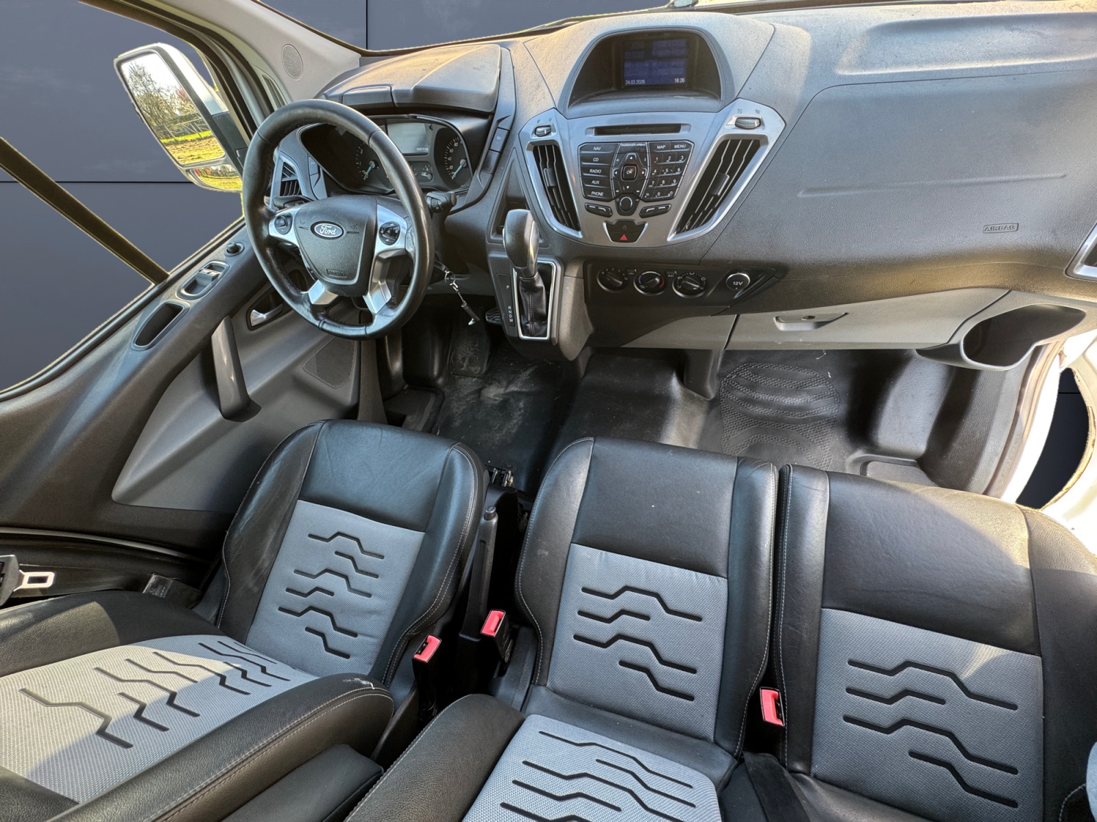 Ford Transit Custom Vu 14