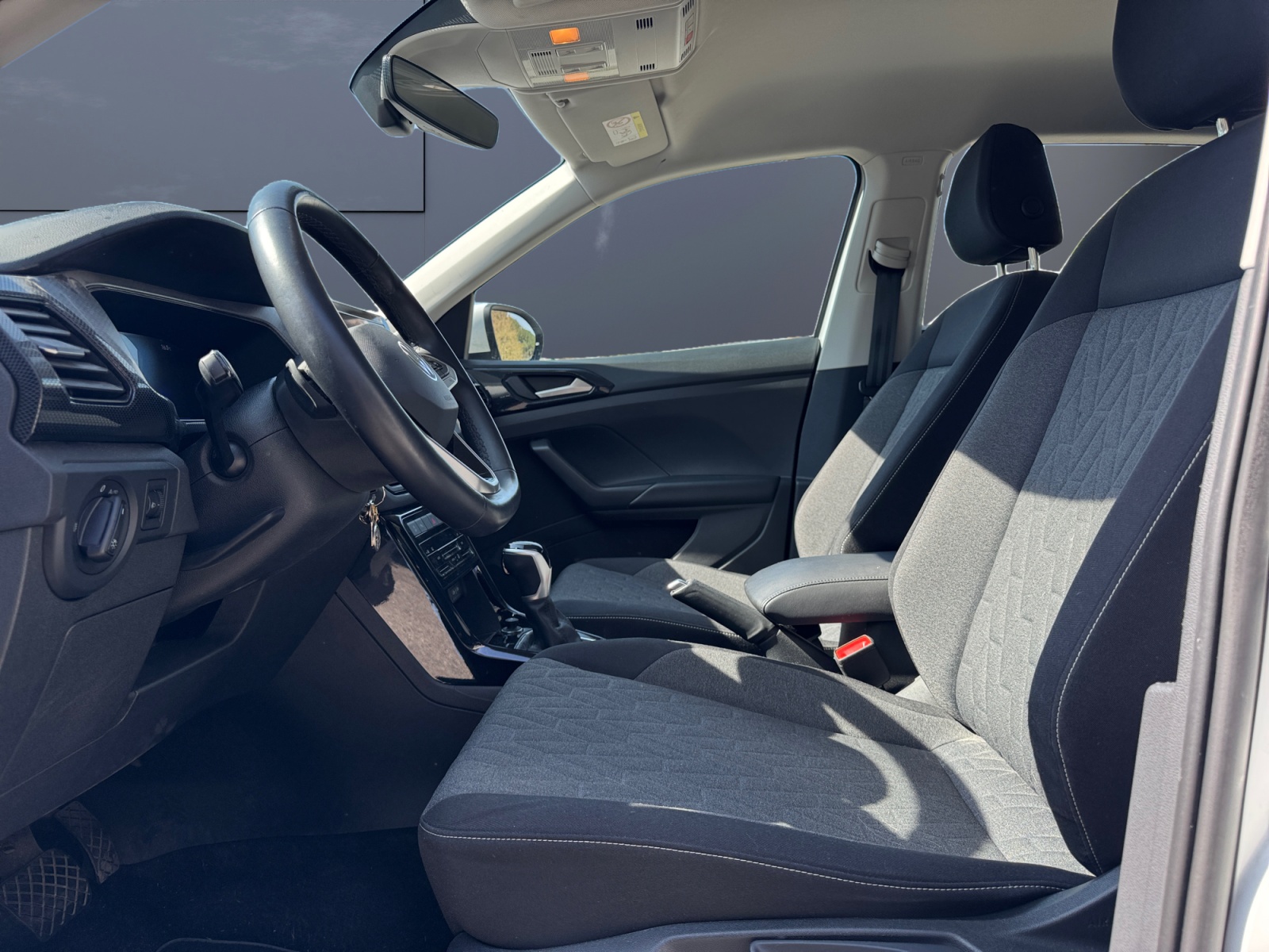 Volkswagen T-Cross 9