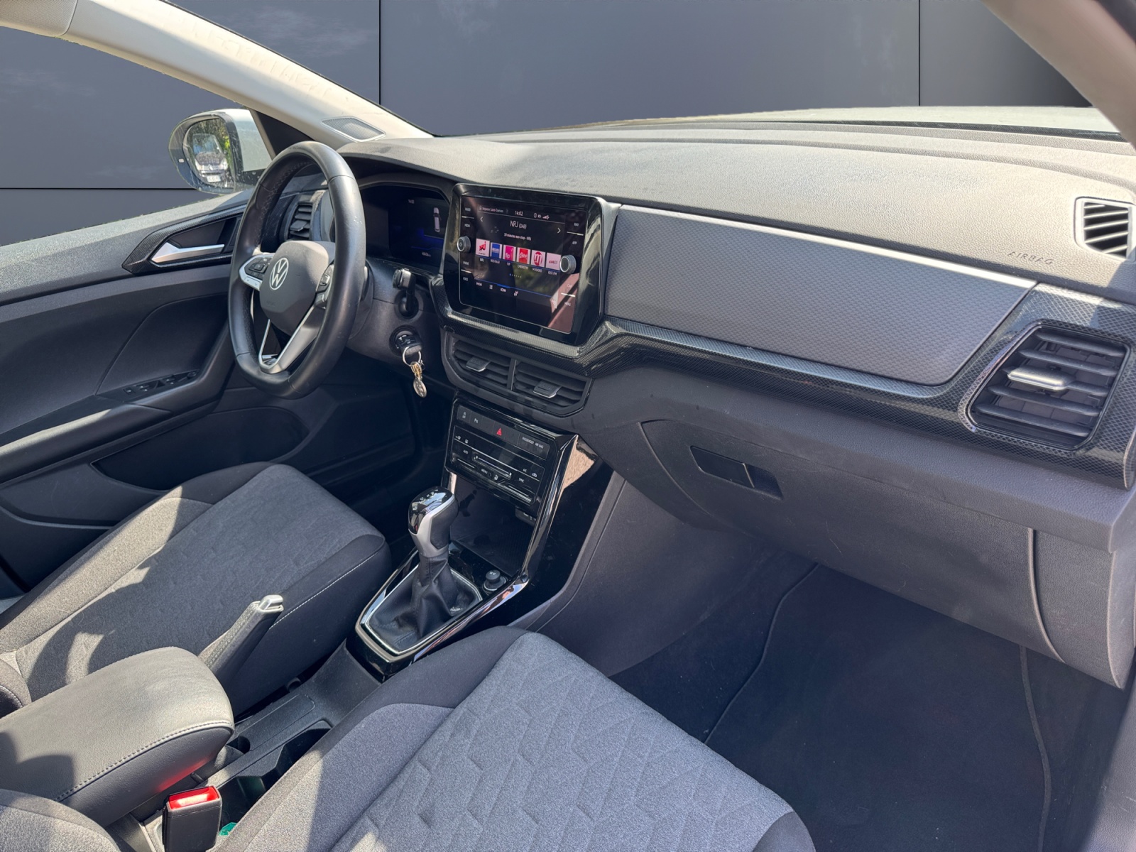 Volkswagen T-Cross 12