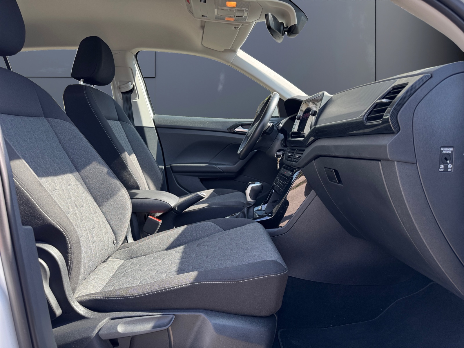 Volkswagen T-Cross 13