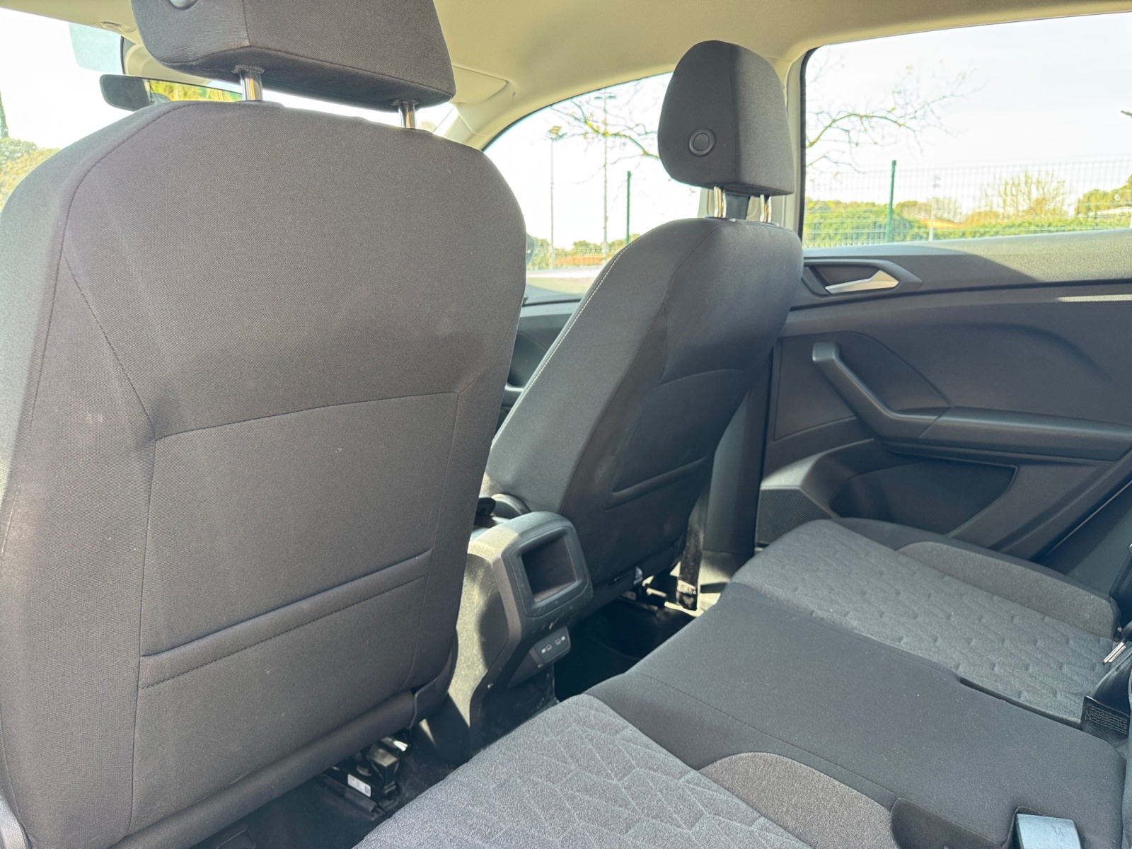 Volkswagen T-Cross 22