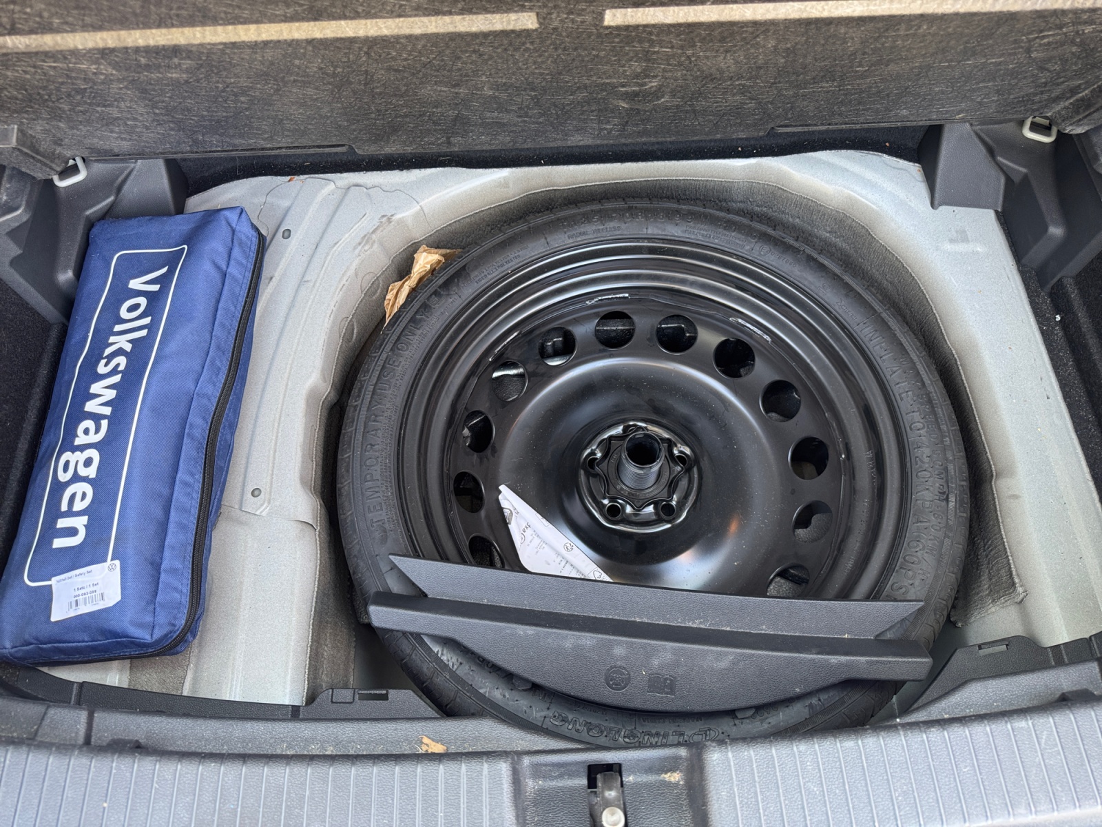 Volkswagen T-Cross 33