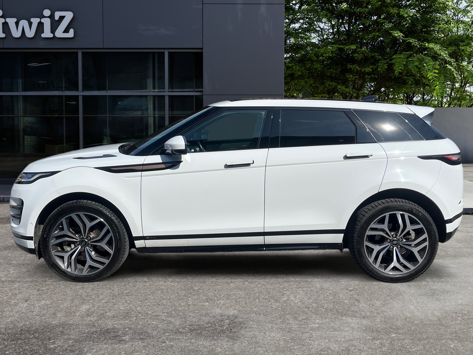 Land Rover Range Rover Evoque 1