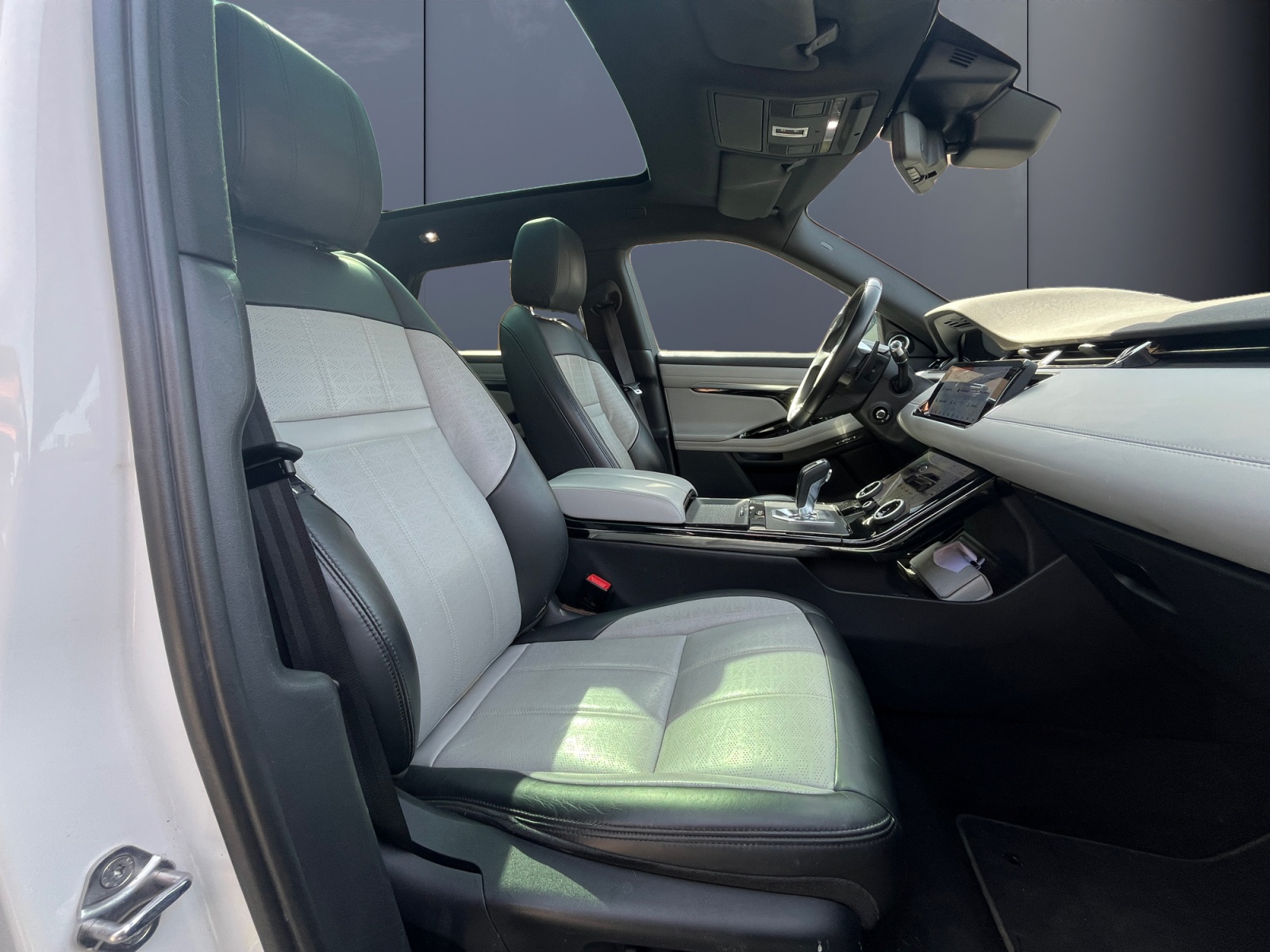 Land Rover Range Rover Evoque 12