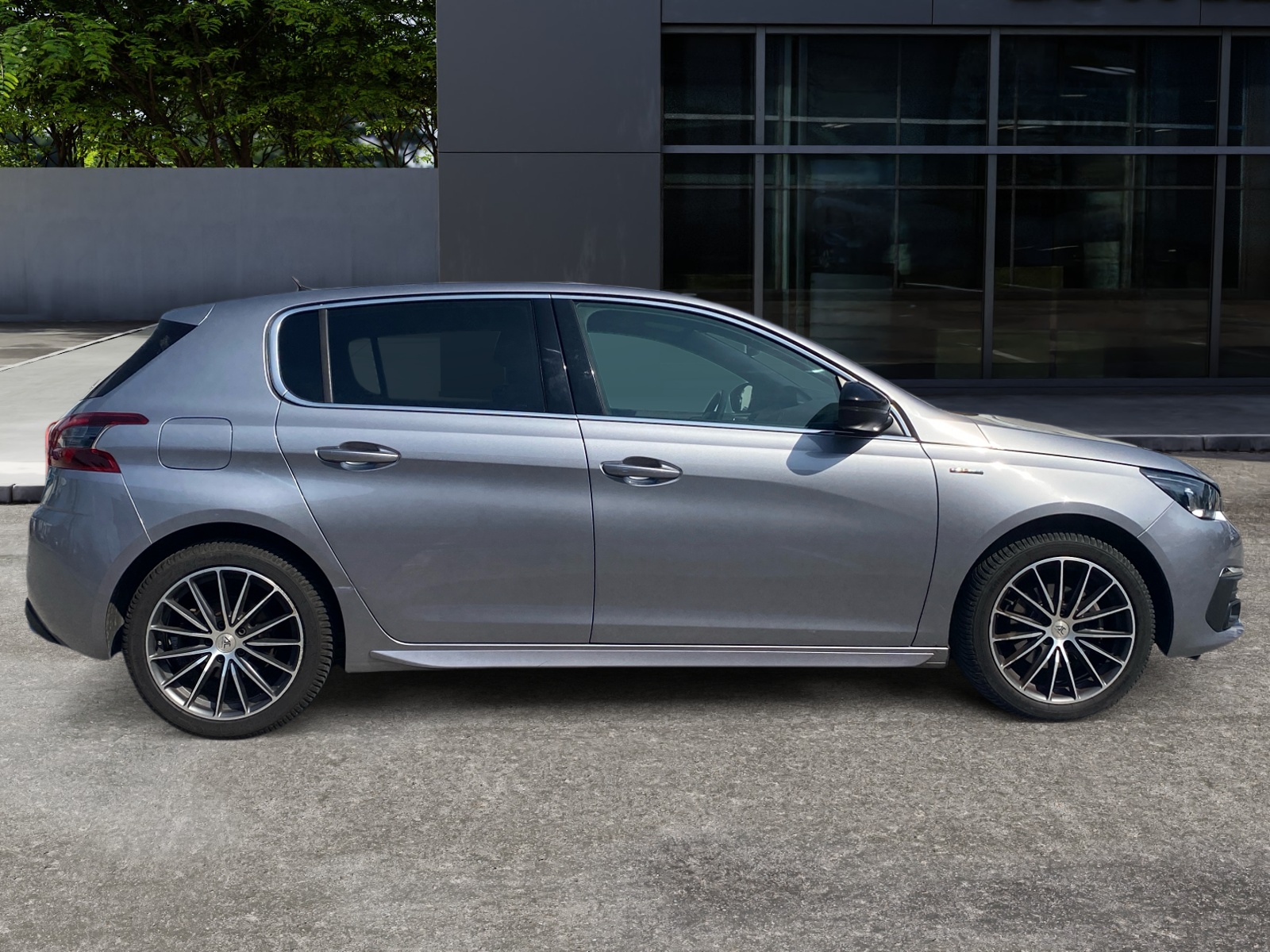 Peugeot 308 5