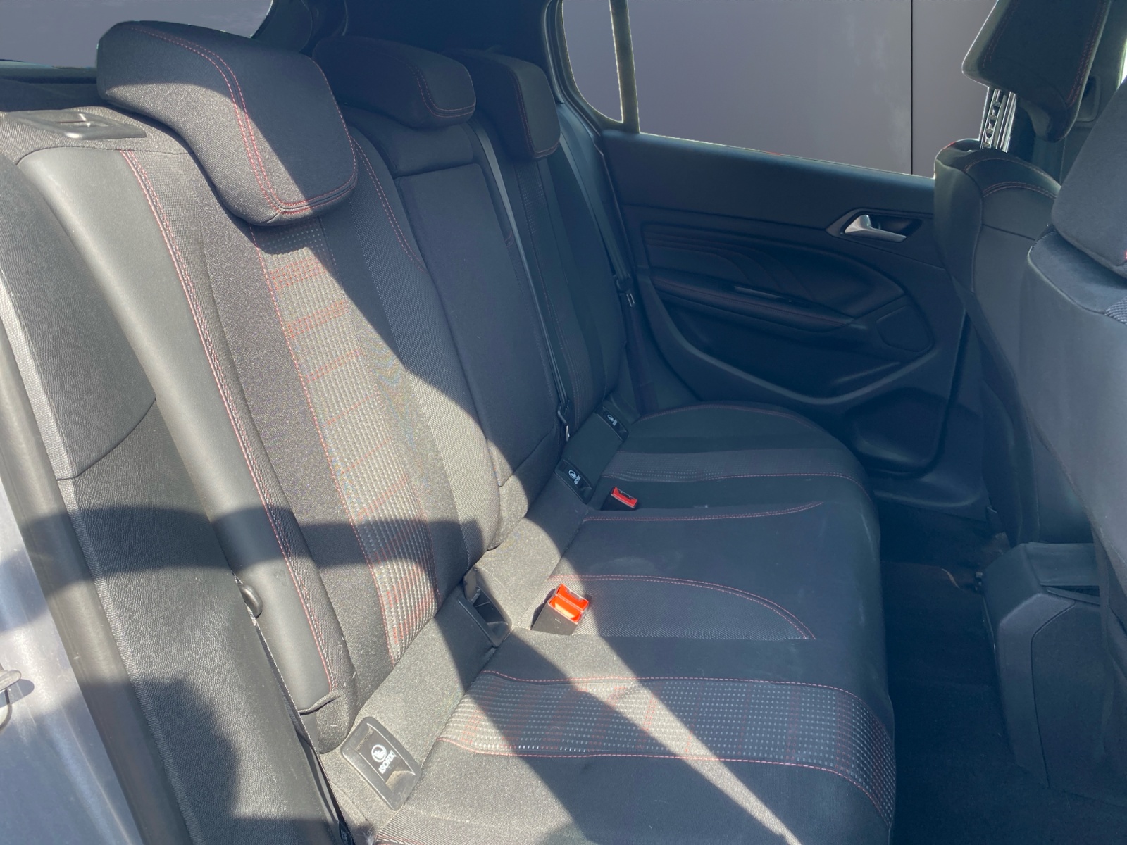 Peugeot 308 11