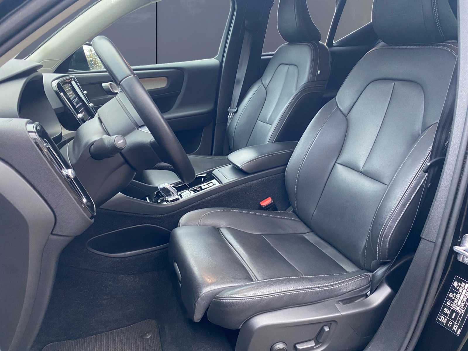 Volvo Xc40 9