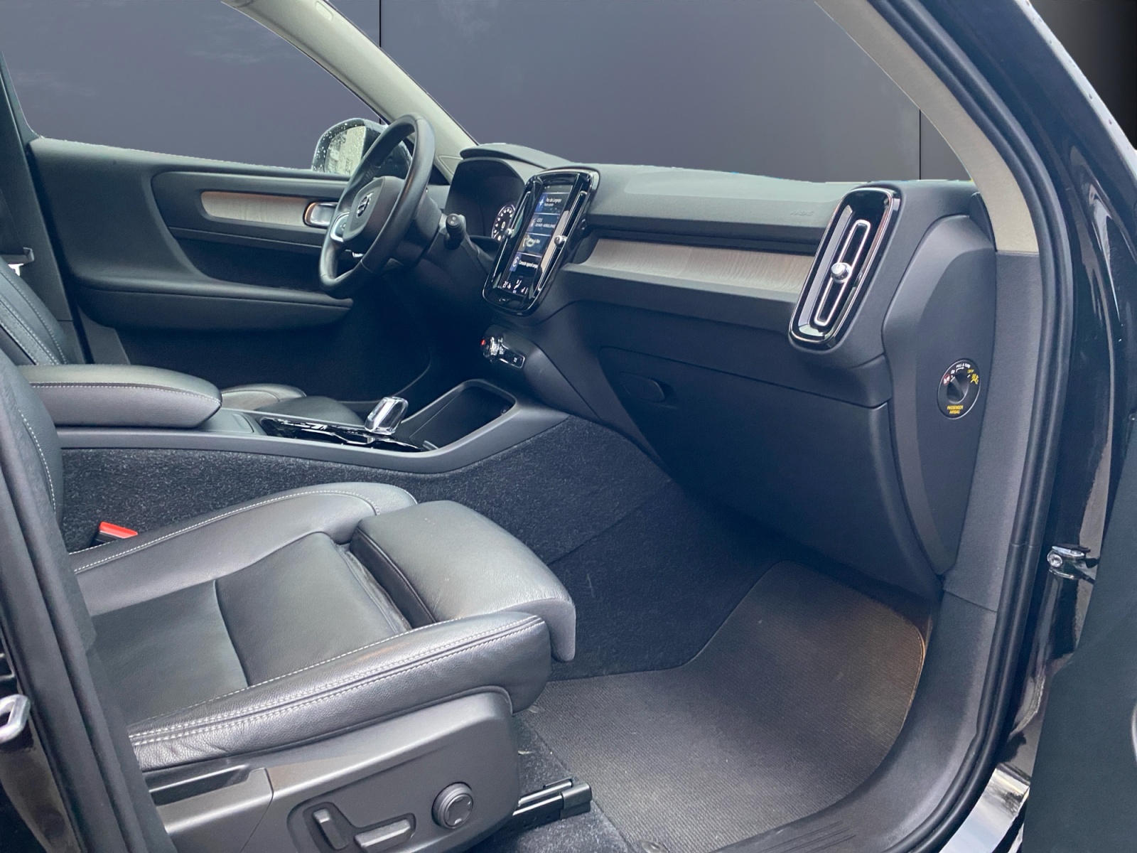 Volvo Xc40 12
