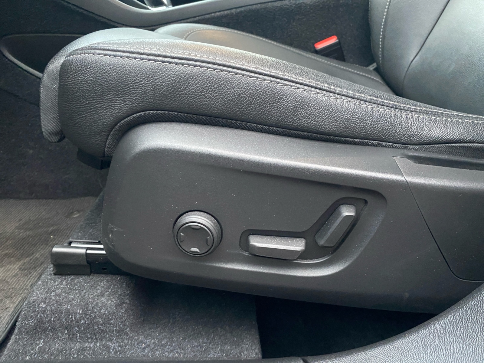 Volvo Xc40 23
