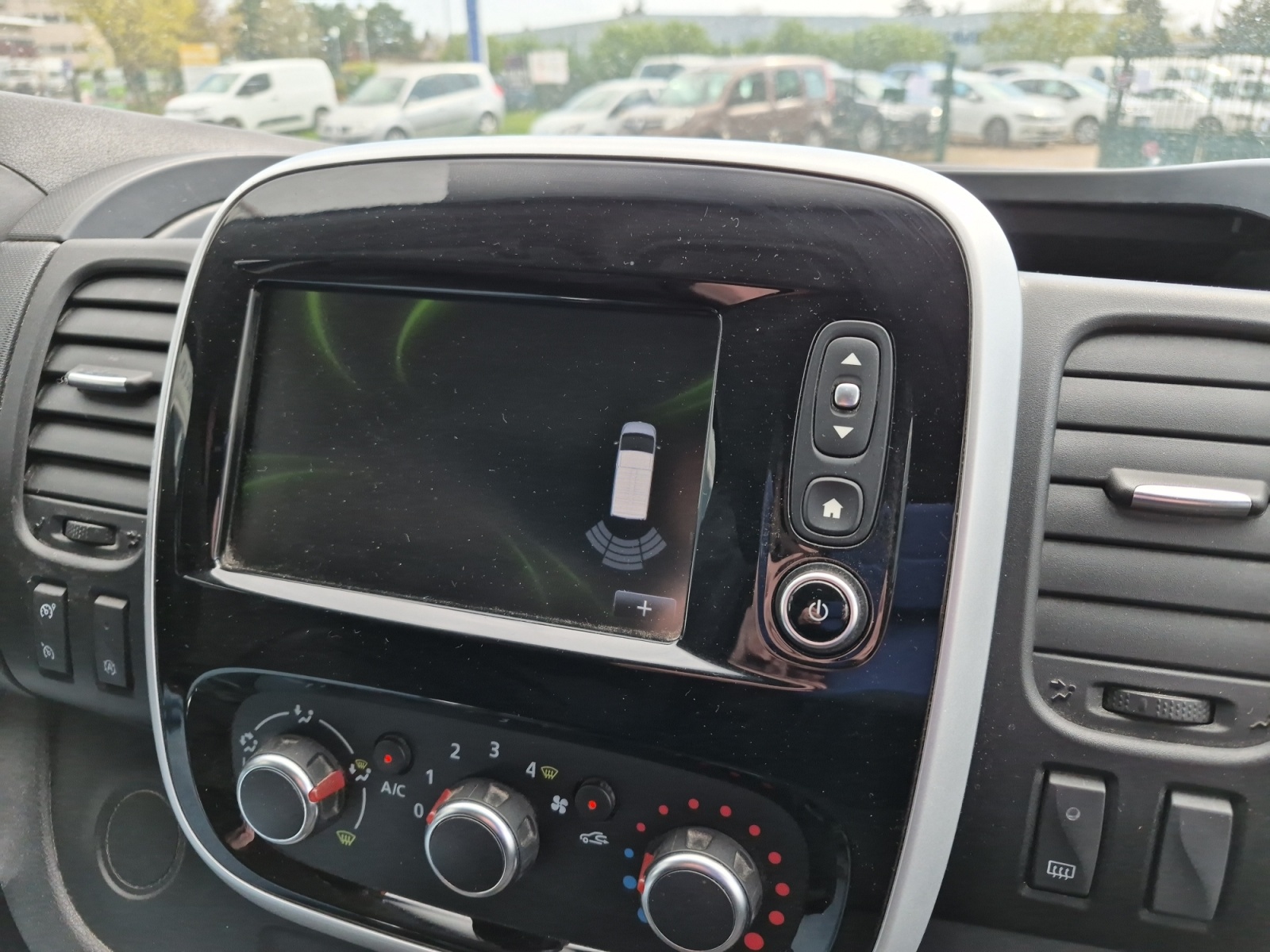 Renault Trafic Vu 26