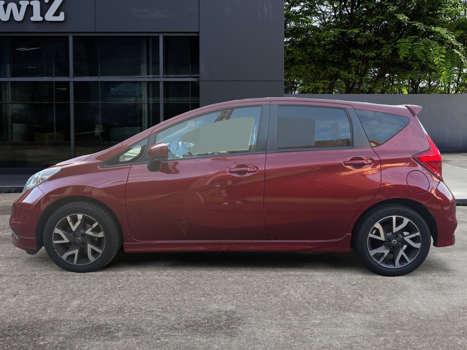 Nissan Note 1