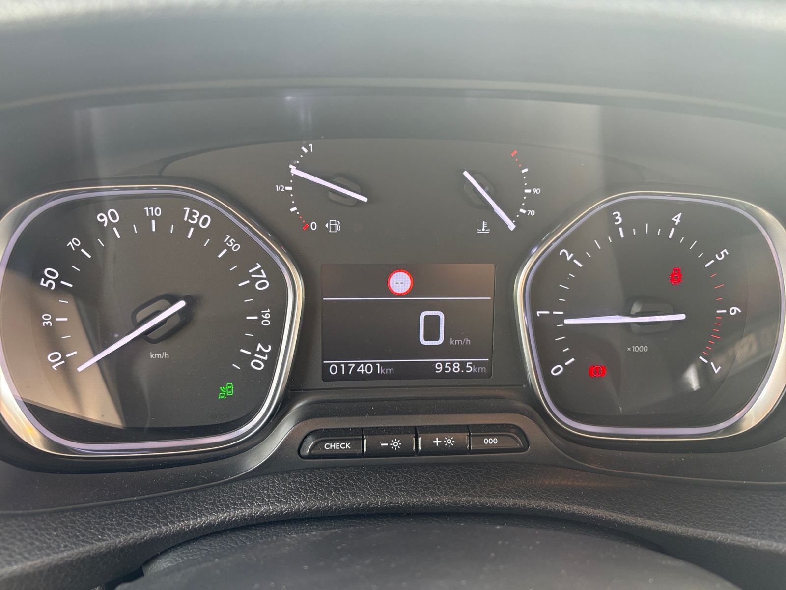 Peugeot Expert Vu 10