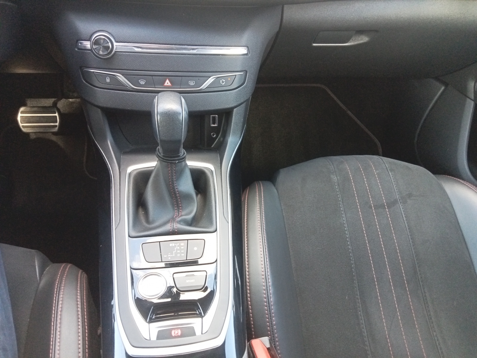 Peugeot 308 23