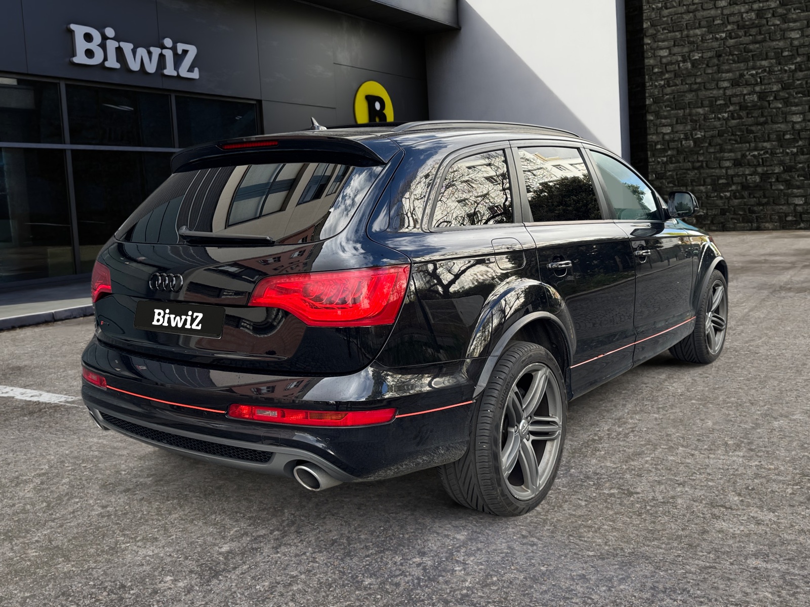 Audi Q7 4