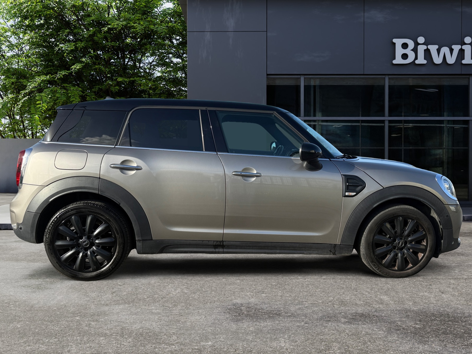 Mini Countryman 5