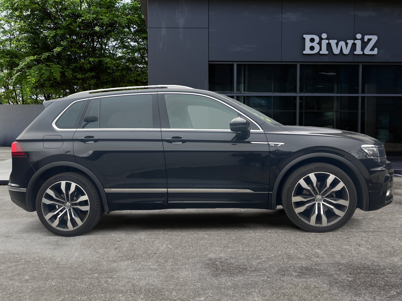 Volkswagen Tiguan 5