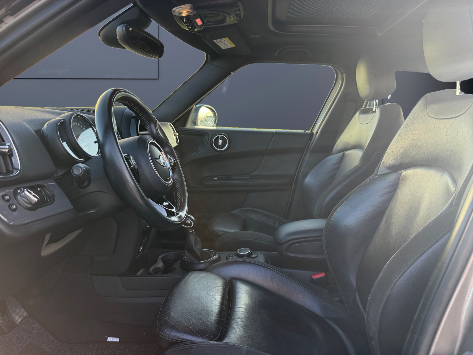 Mini Countryman 9