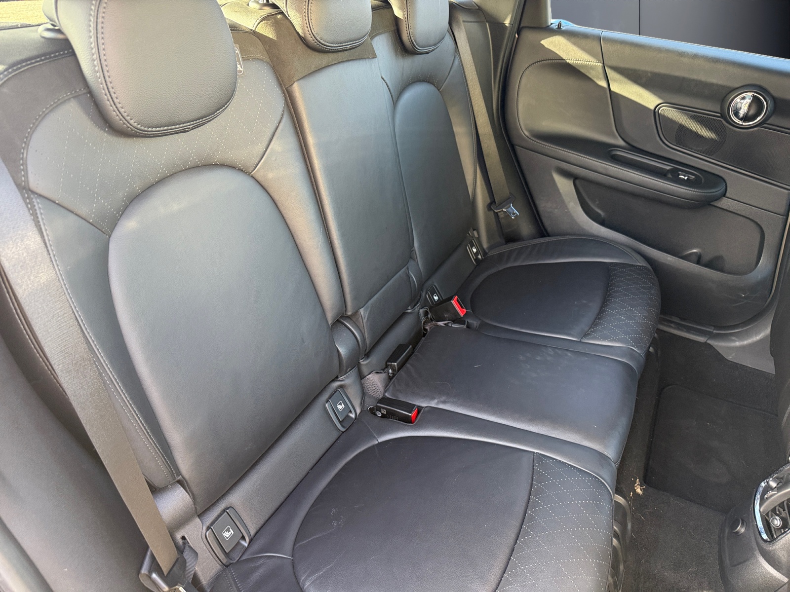 Mini Countryman 13