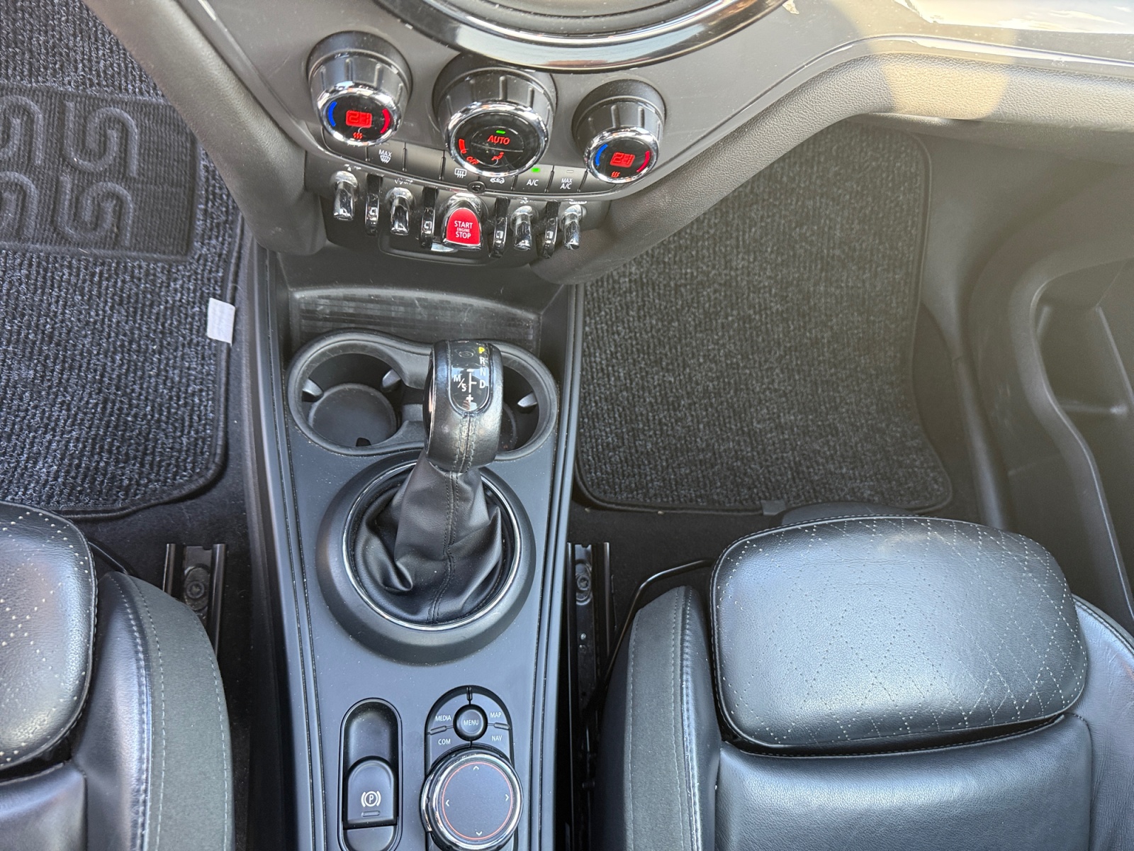 Mini Countryman 29