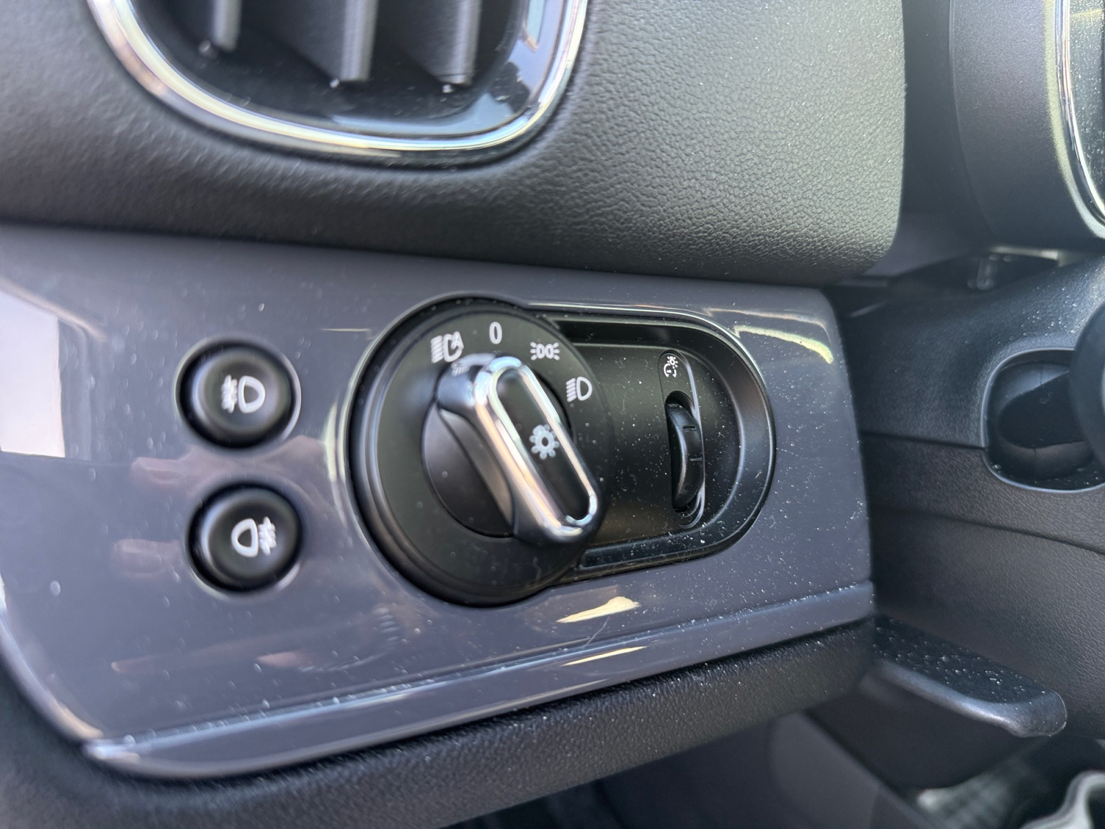 Mini Countryman 18