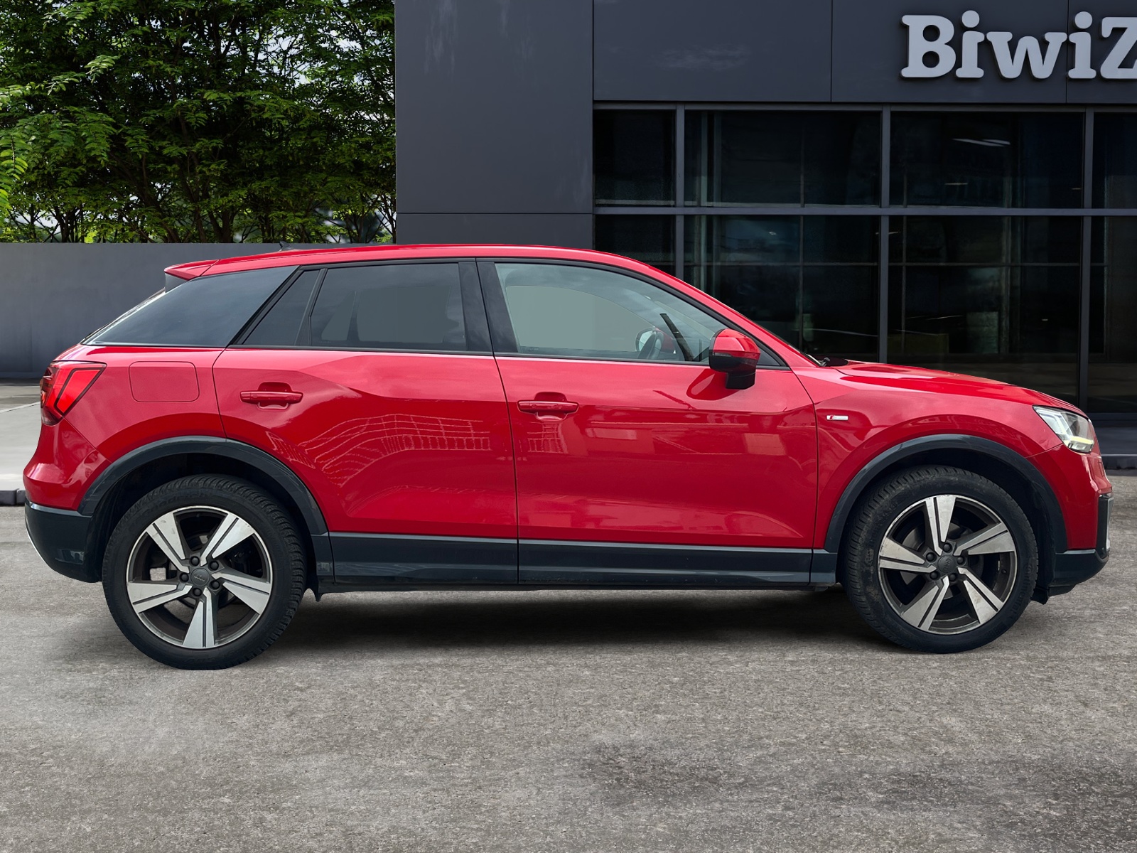 Audi Q2 5