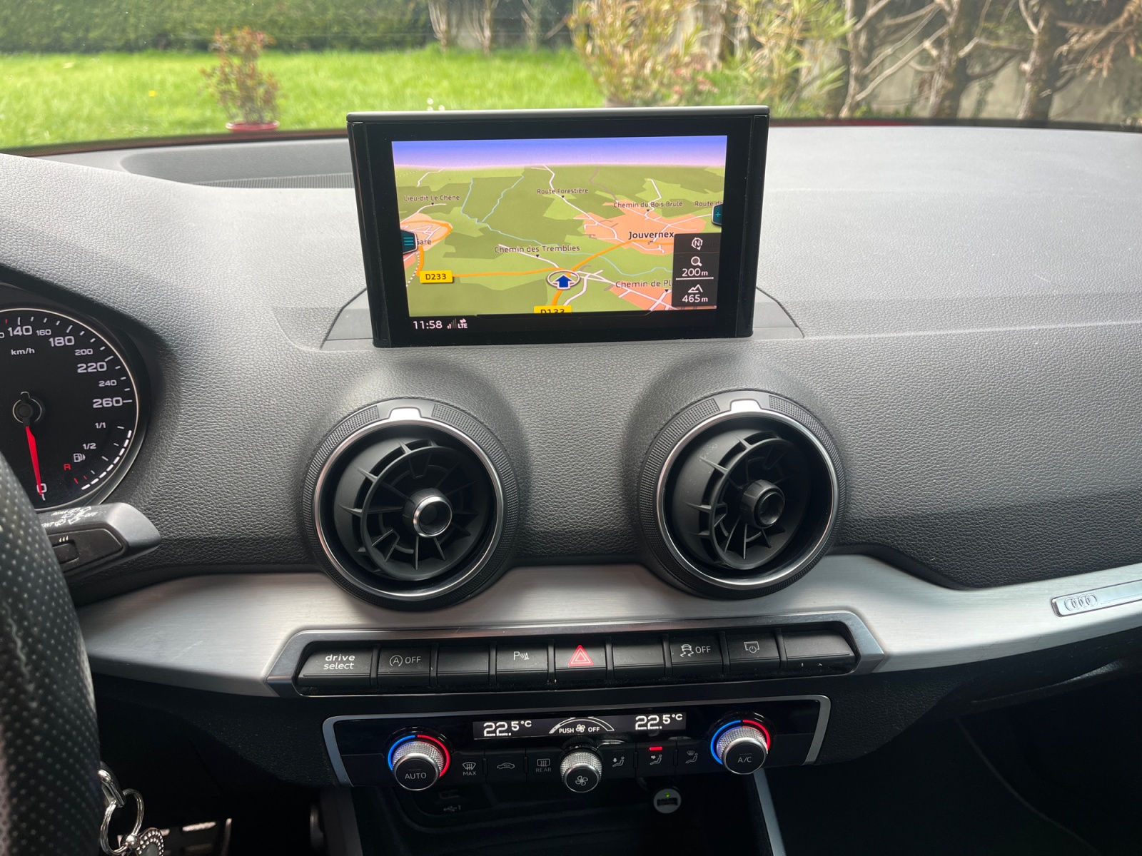 Audi Q2 17