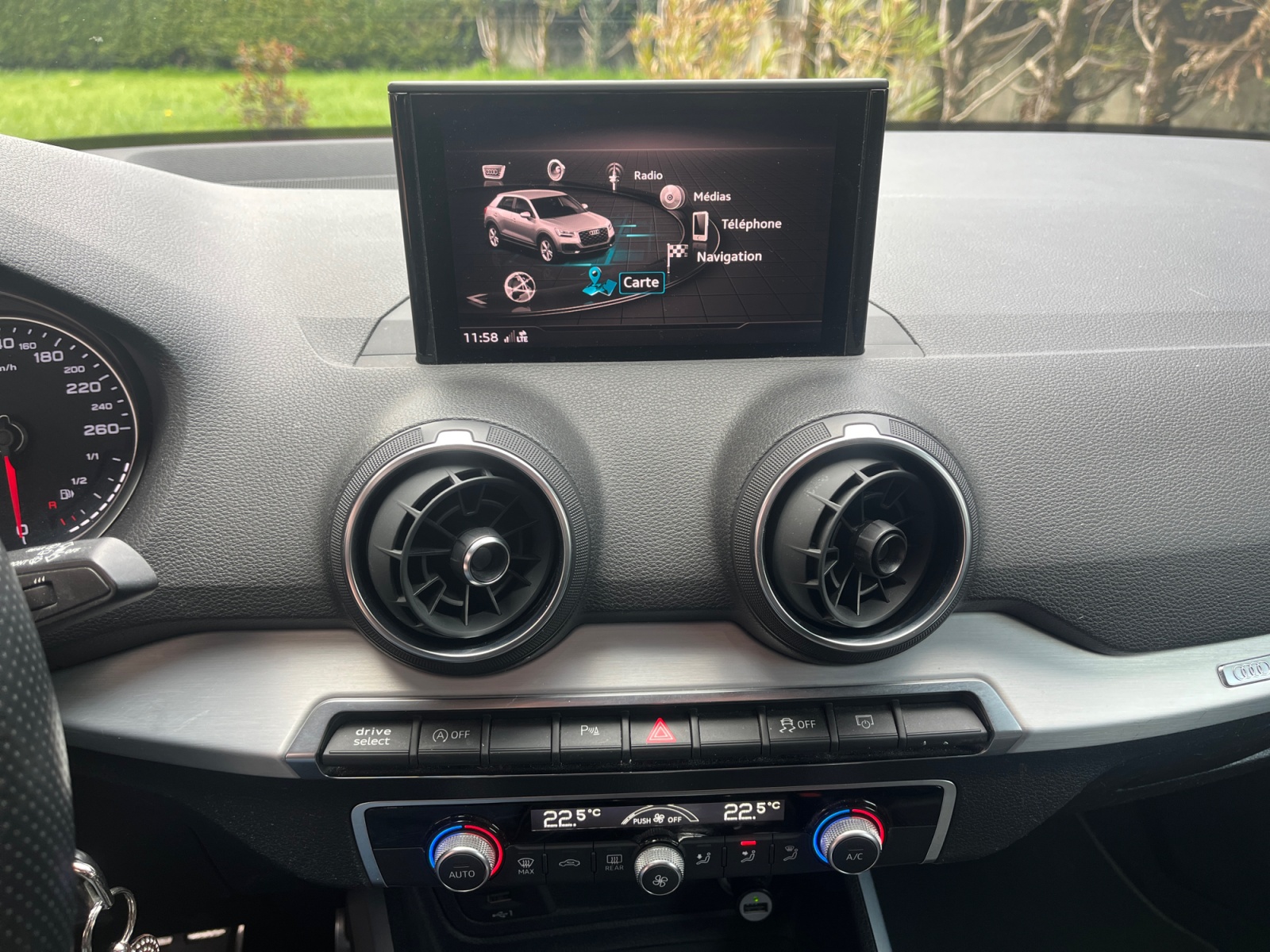 Audi Q2 18