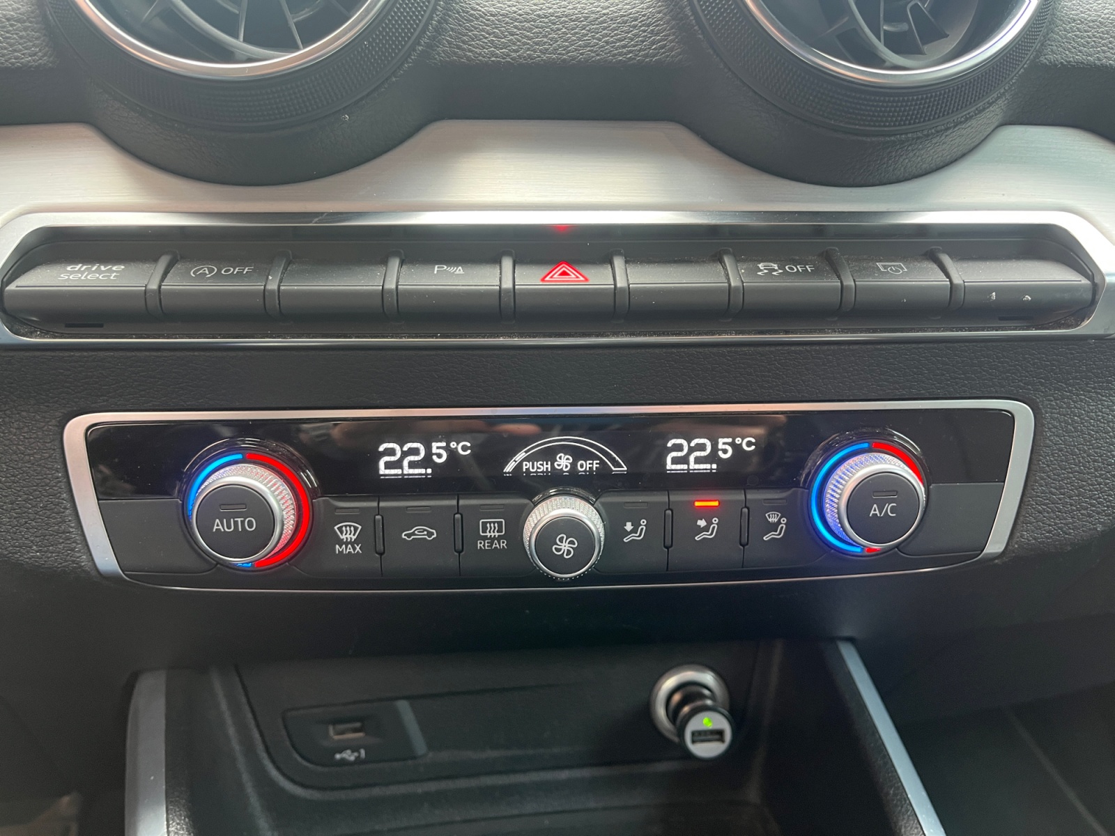 Audi Q2 22