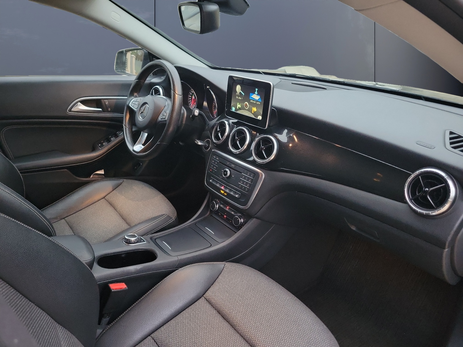 Mercedes-Benz Classe Cla 12