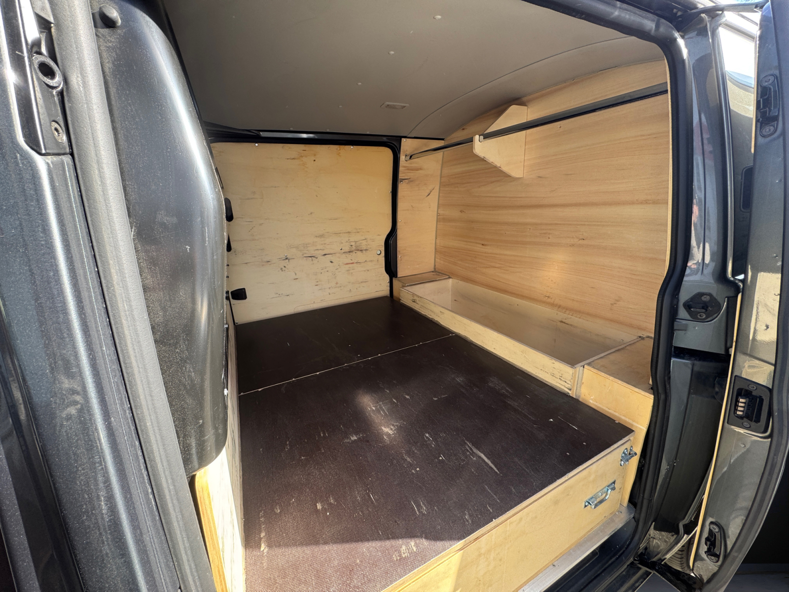 Volkswagen Transporter Vu 10