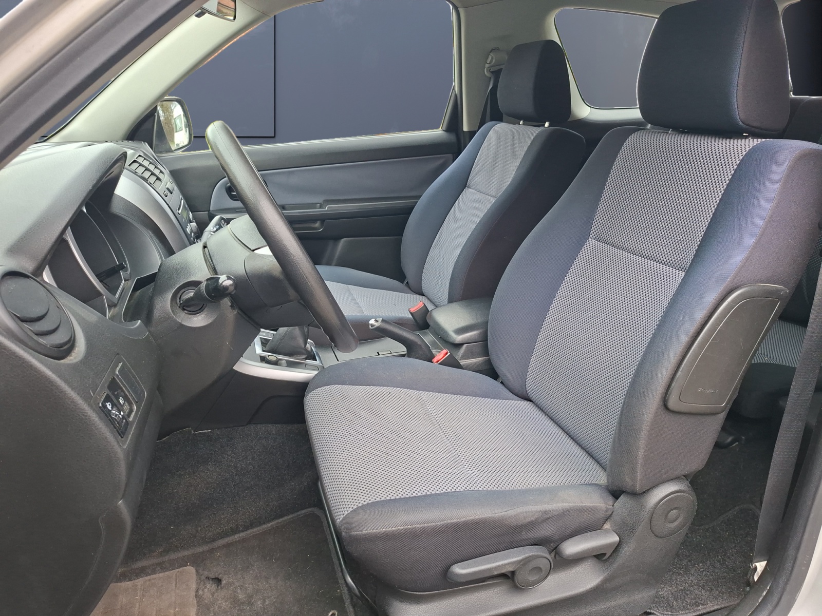 Suzuki Grand Vitara 9