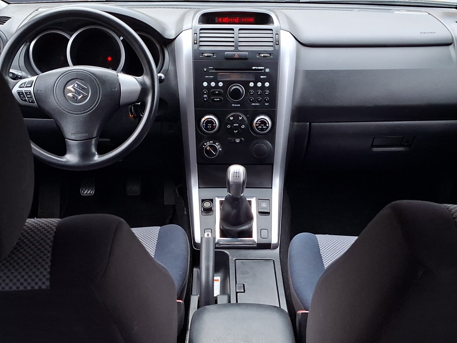 Suzuki Grand Vitara 14