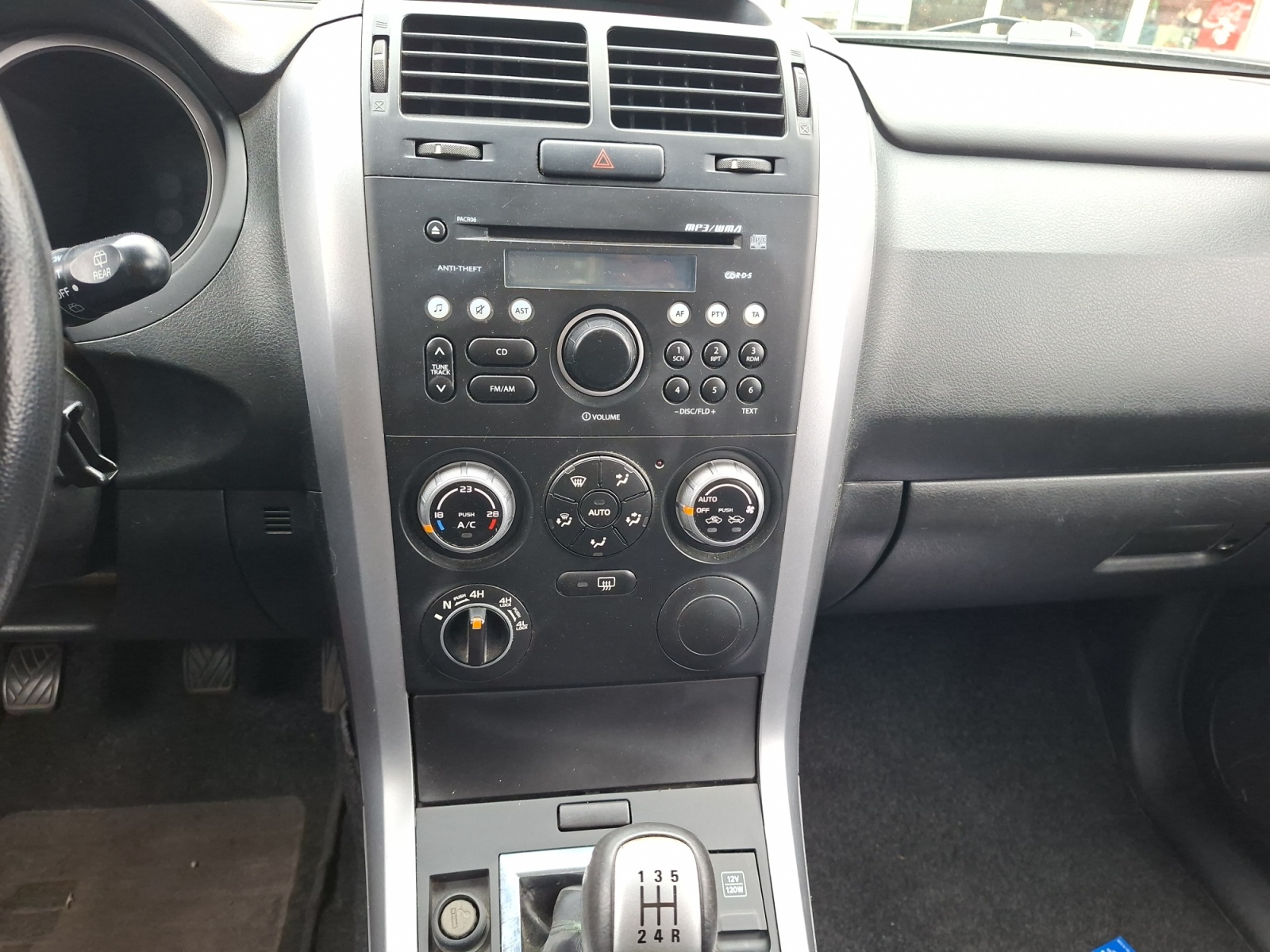 Suzuki Grand Vitara 17