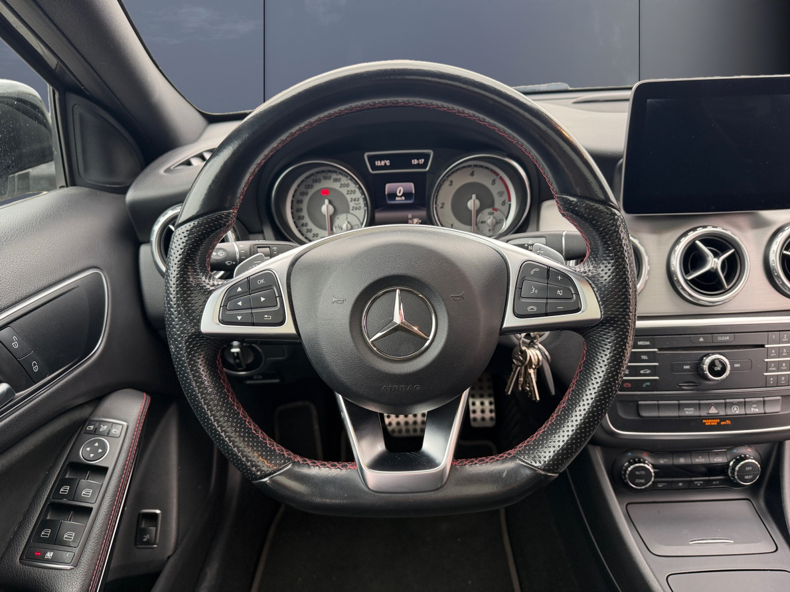 Mercedes-Benz Gla 15