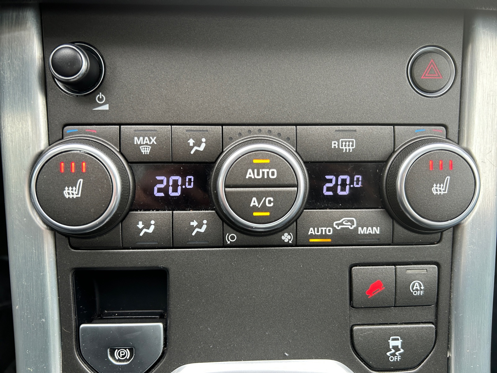 Land Rover Range Rover Evoque 29