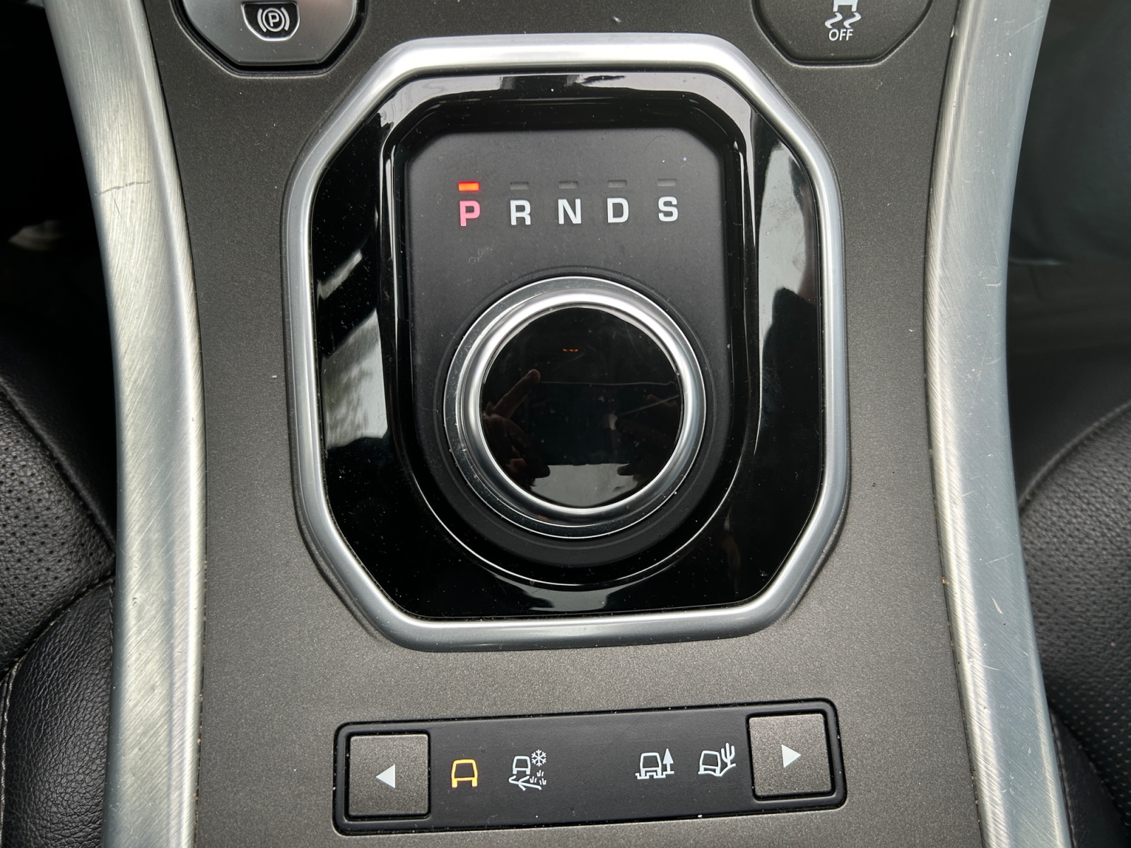 Land Rover Range Rover Evoque 30