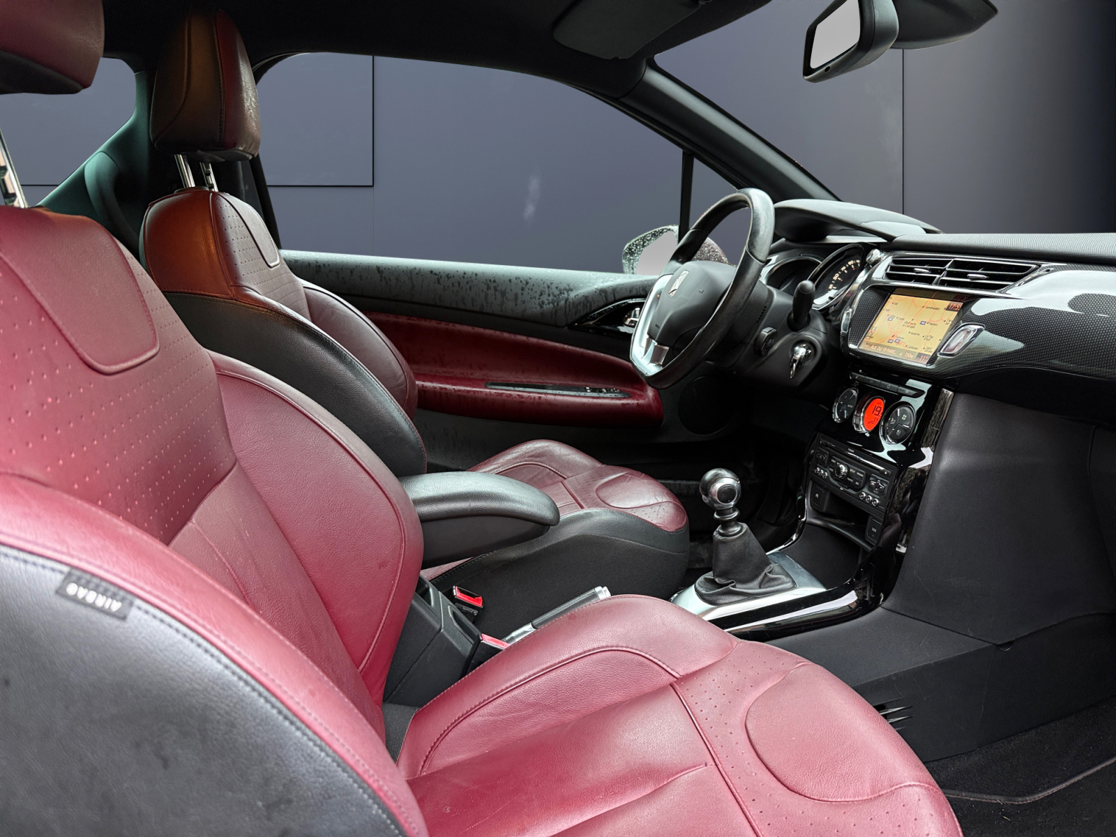 Ds Automobiles Ds3 13